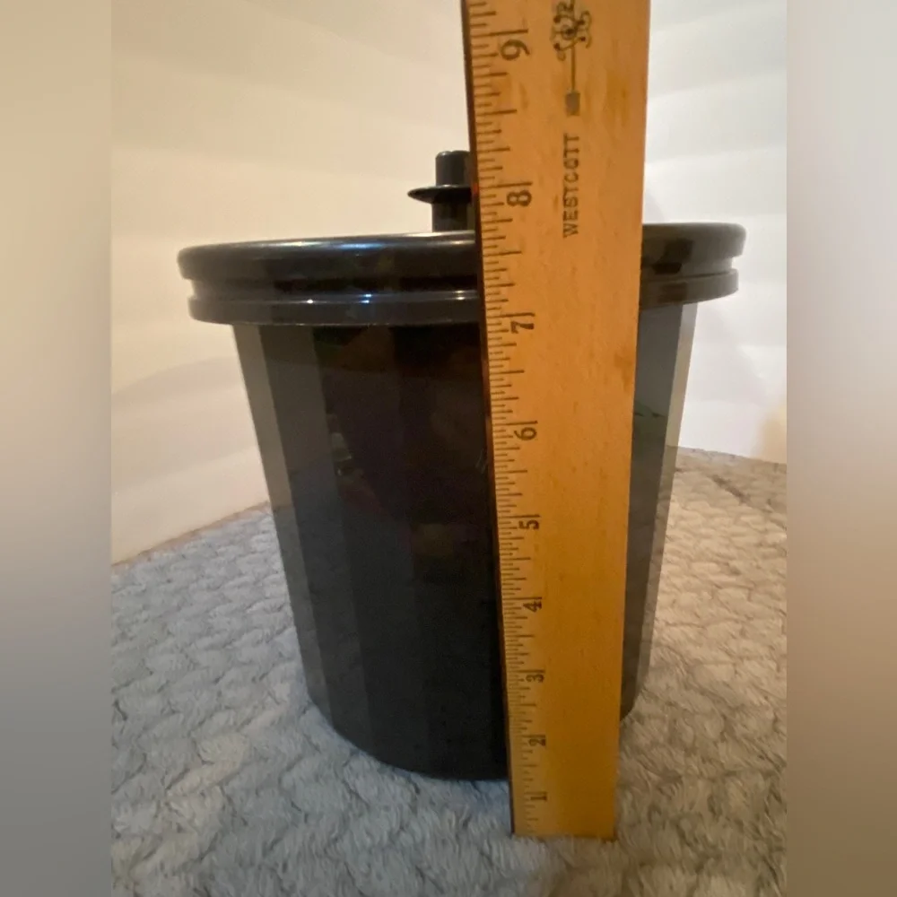 Tupperware Ice Bucket - Picture 5 of 6